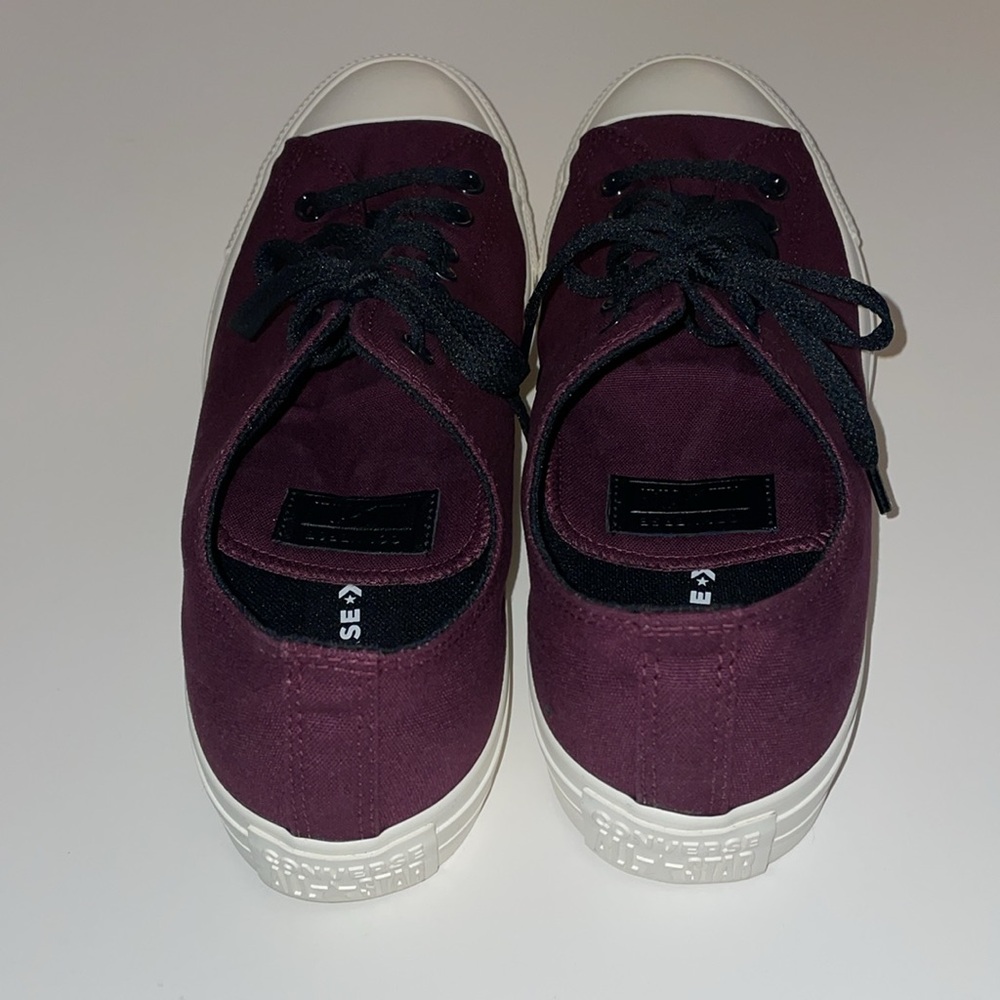 Men’s Maroon Converse size 11.5 (fits like a 12) perfect condition - Picture 4 of 5
